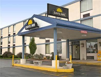 Days Inn By Wyndham Chambersburg Luaran gambar